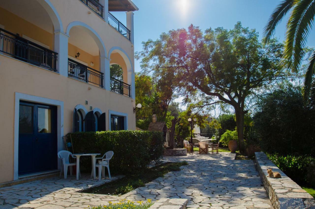 Natural Blue Green Apartment Almiros Beach Exteriör bild